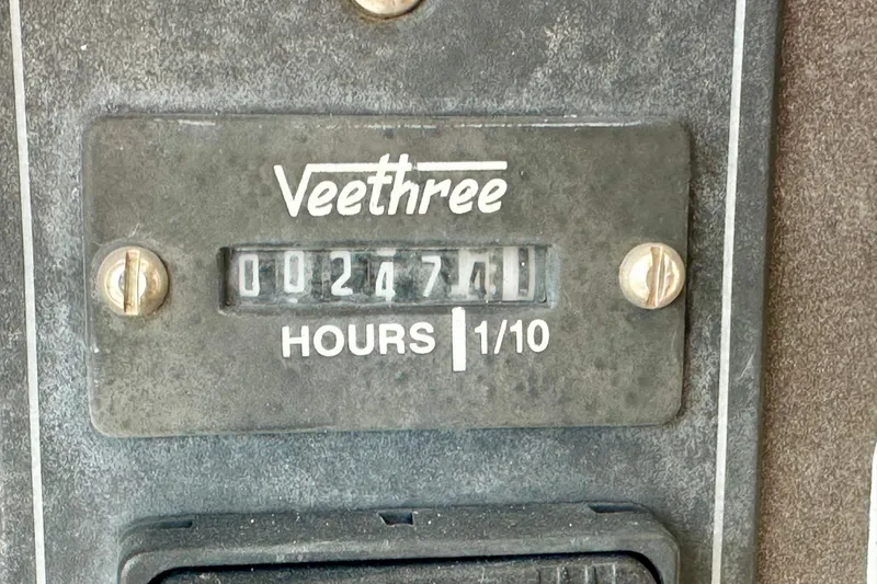 Slide: The Image of Hour meter reading 2474.1 on a 1999 Azimut 58 boat. - 90