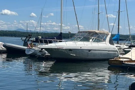 The Image of 2000 Cruisers 3575 yacht docked at marina on a sunny day. - 0
