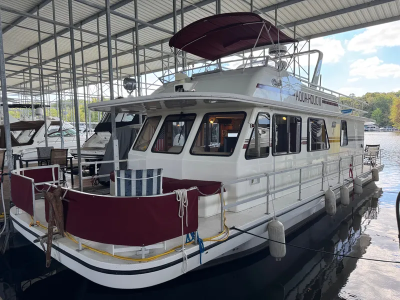 Slide: The Image of Gibson 47 Executive 1998 - 10