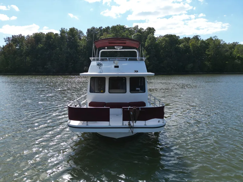 Slide: The Image of Gibson 47 Executive 1998 - 2