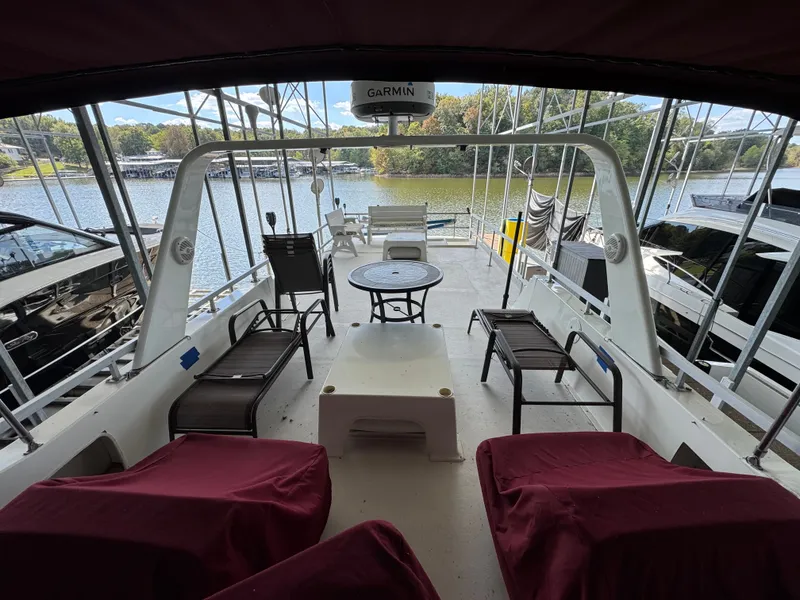 Slide: The Image of Gibson 47 Executive 1998 - 27