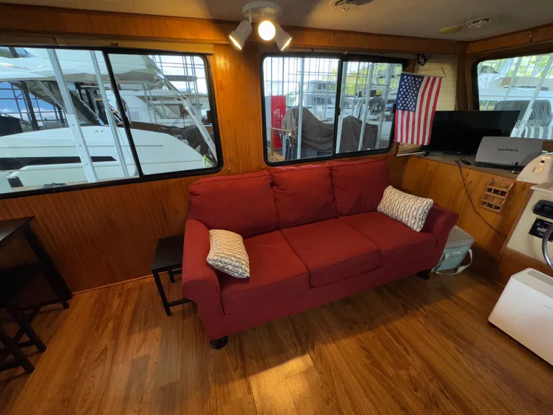 Slide: The Image of Gibson 47 Executive 1998 - 36