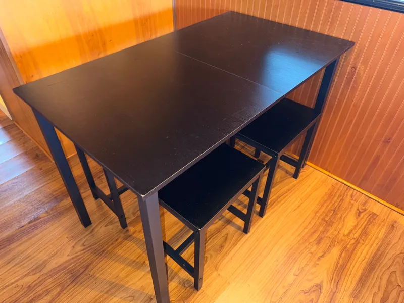 Slide: The Image of Gibson 47 Executive 1998 - 39