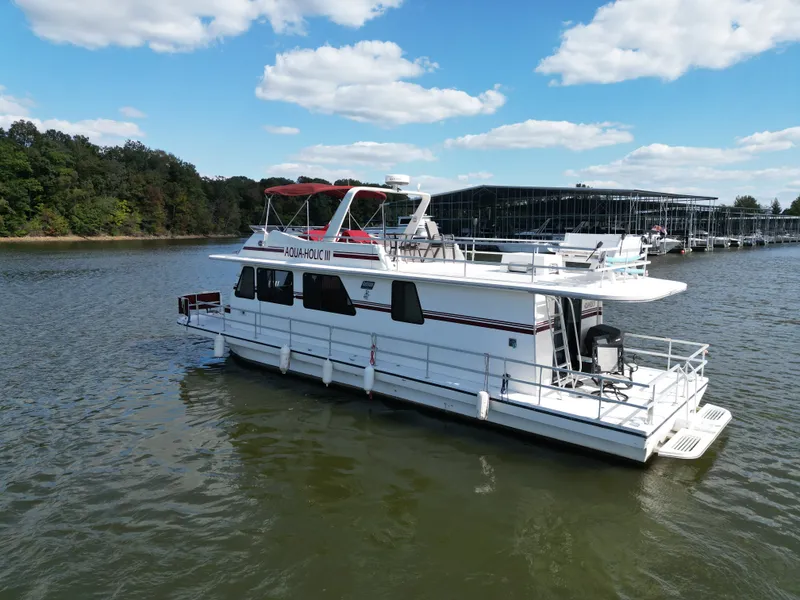 Slide: The Image of Gibson 47 Executive 1998 - 4