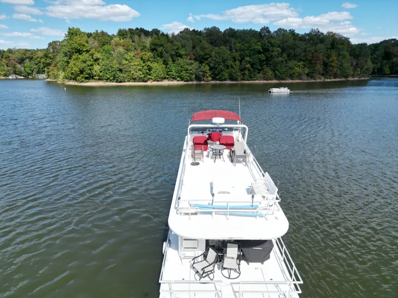 Slide: The Image of Gibson 47 Executive 1998 - 7