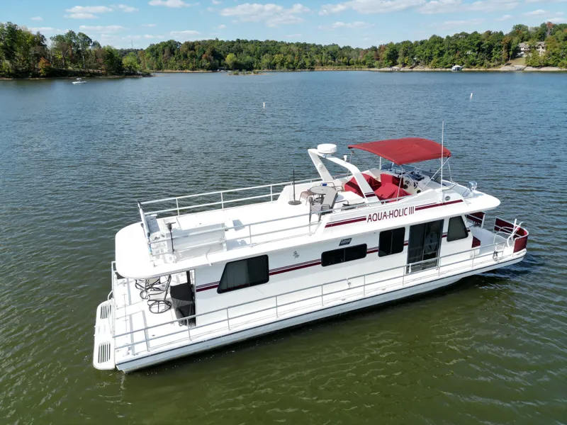 Slide: The Image of Gibson 47 Executive 1998 - 8