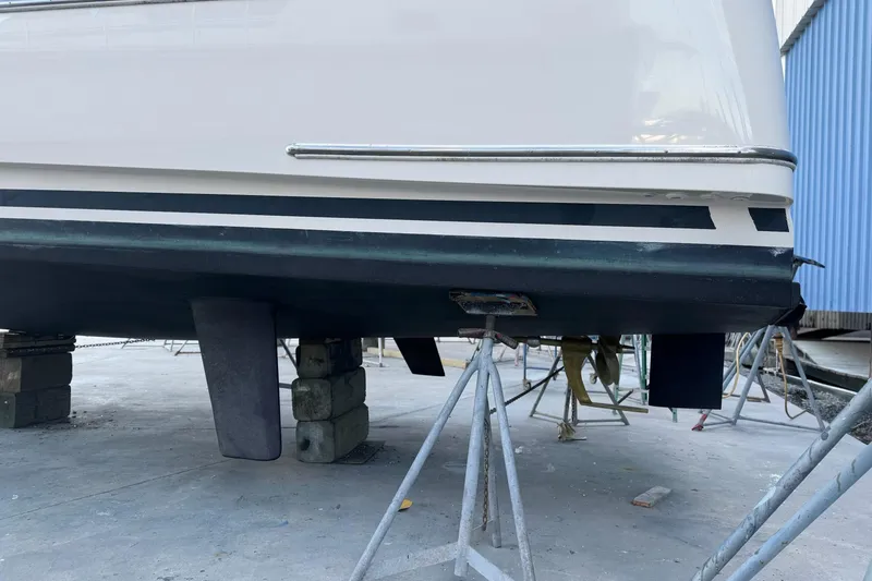 Slide: The Image of Stabilizer Fins - Wow - 38