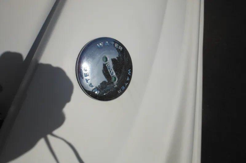 Slide: The Image of Water cap on 2005 Sea Ray 220 Sundeck boat. - 33