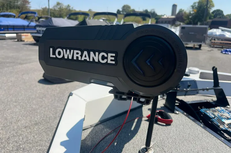 Slide: The Image of Lowrance device on 2020 G3 BOATS Sportsman 1810 with Yamaha Vmax 115 SHO. - 19