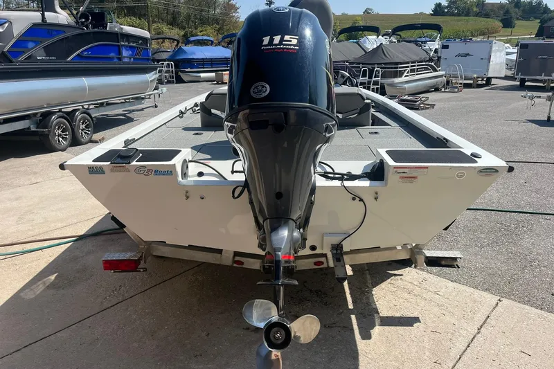 Slide: The Image of 2020 G3 BOATS Sportsman 1810 with Yamaha Vmax 115 SHO outboard motor. - 3
