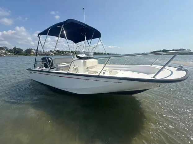 Slide: The Image of Boston Whaler 170 Montauk 2022 - 0
