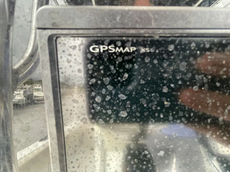 Slide: The Image of Sea Hunt Triton 225 2020 - 12