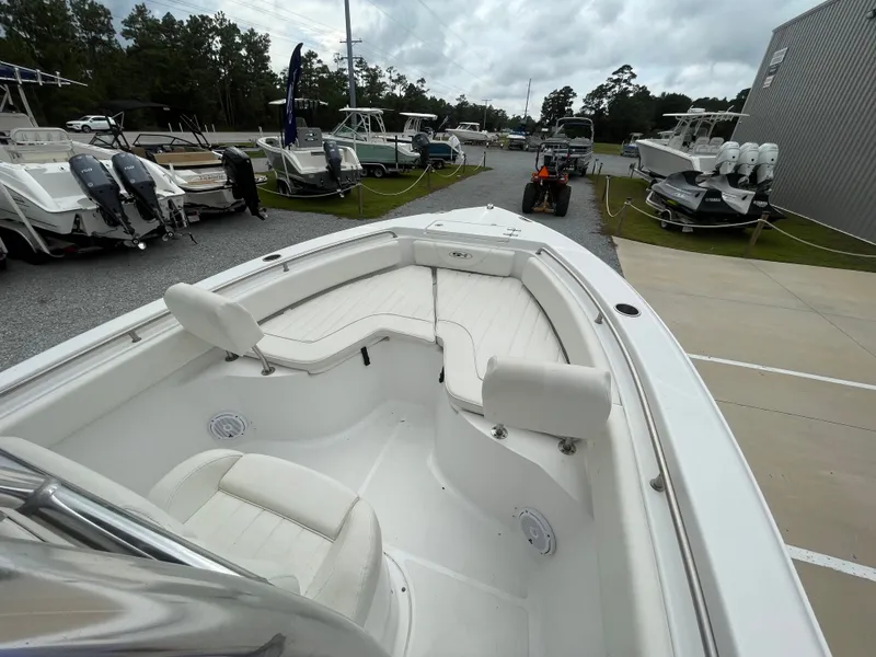 Slide: The Image of Sea Hunt Triton 225 2020 - 16