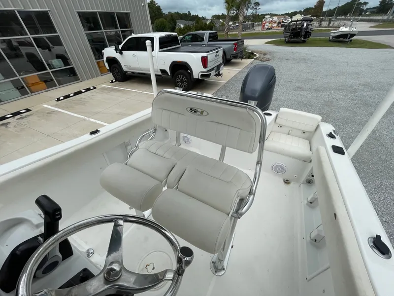 Slide: The Image of Sea Hunt Triton 225 2020 - 19