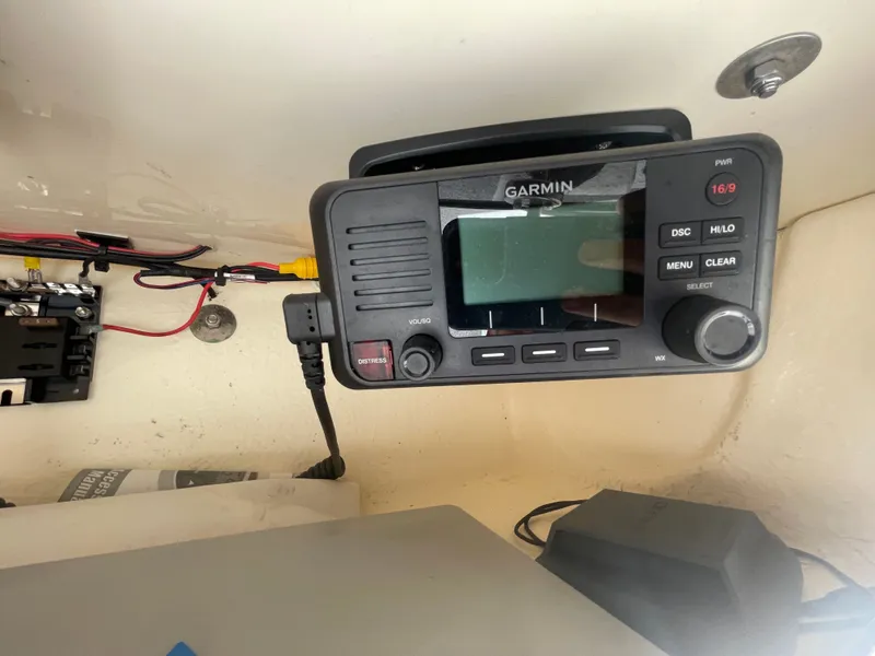 Slide: The Image of Sea Hunt Triton 225 2020 - 21