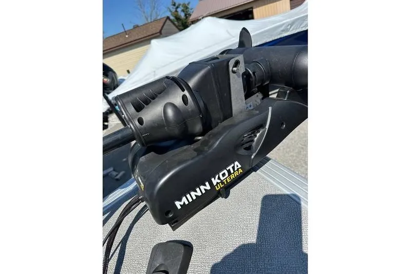 Slide: The Image of Minn Kota Ulterra motor on 2021 Starcraft Delta 168 Tiller boat with Yamaha F70LA. - 19
