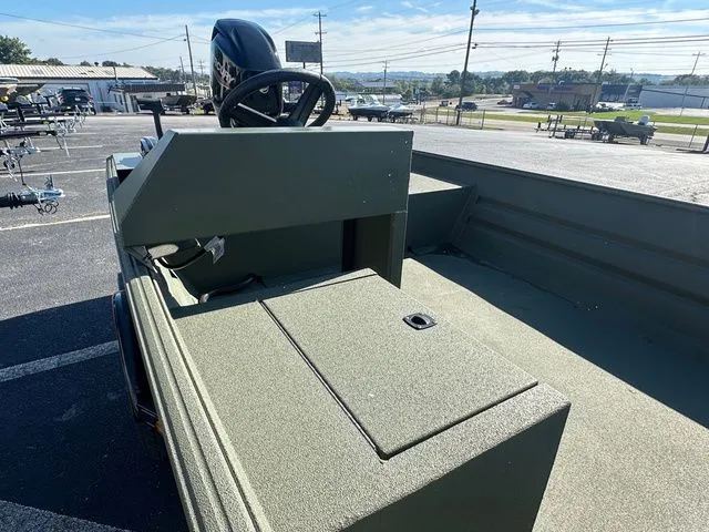 Slide: The Image of Alweld 1652VV MARSH TILLER WITH SIDE CONSOLE KIT 2025 - 4