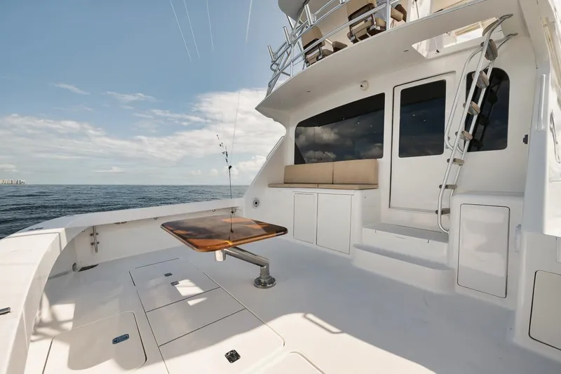 Slide: The Image of 61 Viking The Good Life- Cockpit - 18