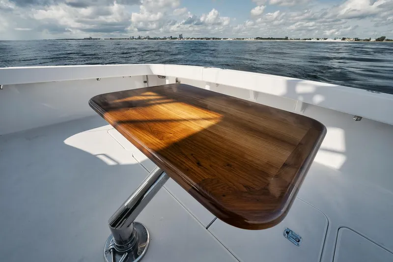 Slide: The Image of 61 Viking The Good Life- Cockpit - 19