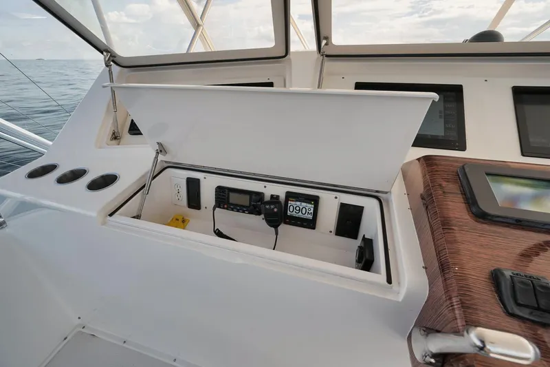 Slide: The Image of 61 Viking The Good Life- Electronics - 27