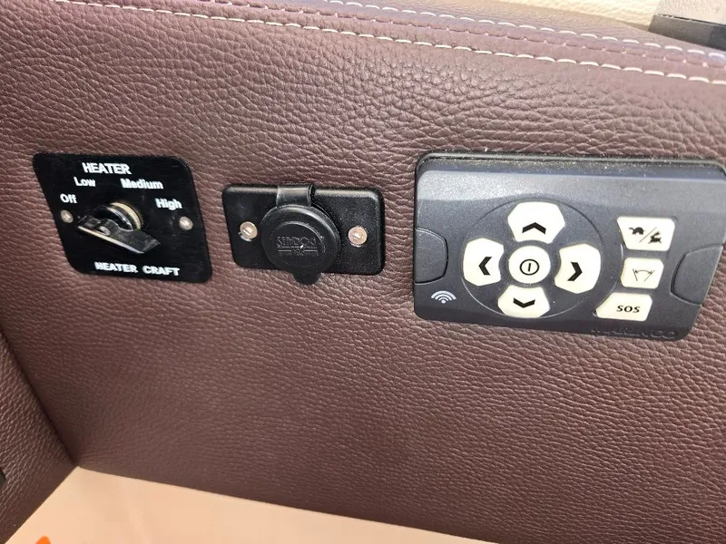 Slide: The Image of Cutwater 30 2014 - 14