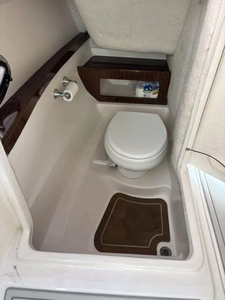 Slide: The Image of Regal 2700 Bow Rider 2013 - 32