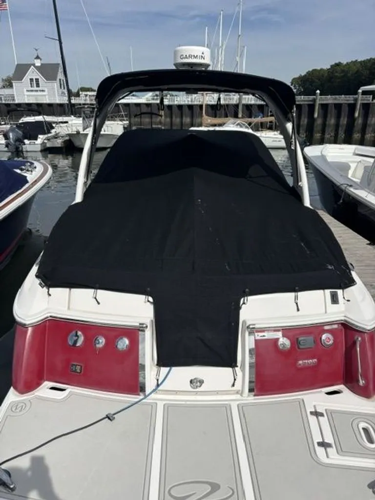 Slide: The Image of Regal 2700 Bow Rider 2013 - 7