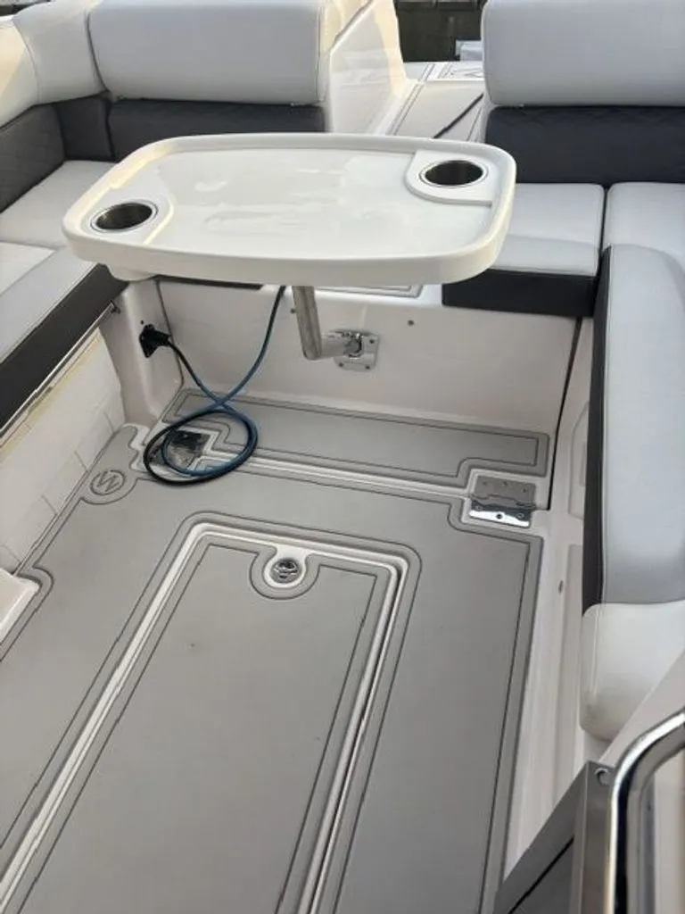 Slide: The Image of Regal 2700 Bow Rider 2013 - 8