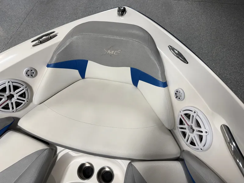 Slide: The Image of MasterCraft X-15 2009 - 16