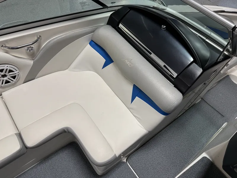 Slide: The Image of MasterCraft X-15 2009 - 29