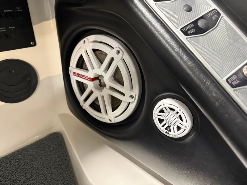 Slide: The Image of MasterCraft X-15 2009 - 65