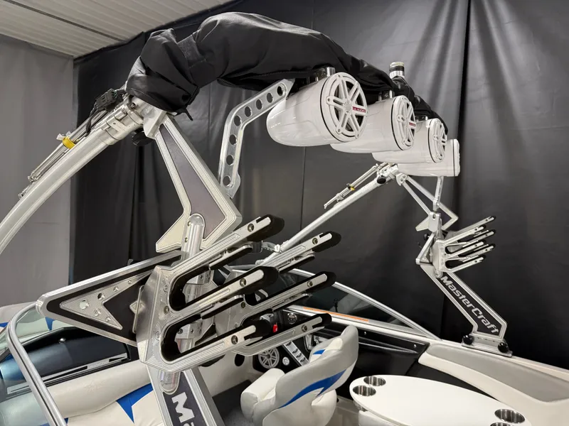 Slide: The Image of MasterCraft X-15 2009 - 8