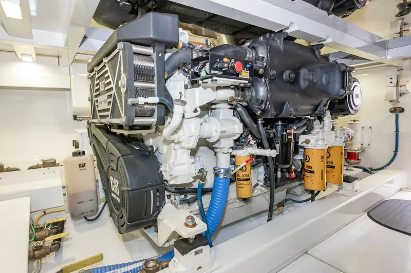 Slide: The Image of Scarborough 60 Sportfish 2014 - 41