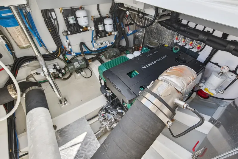 Slide: The Image of Aquila 42 YACHT 2024 - 103