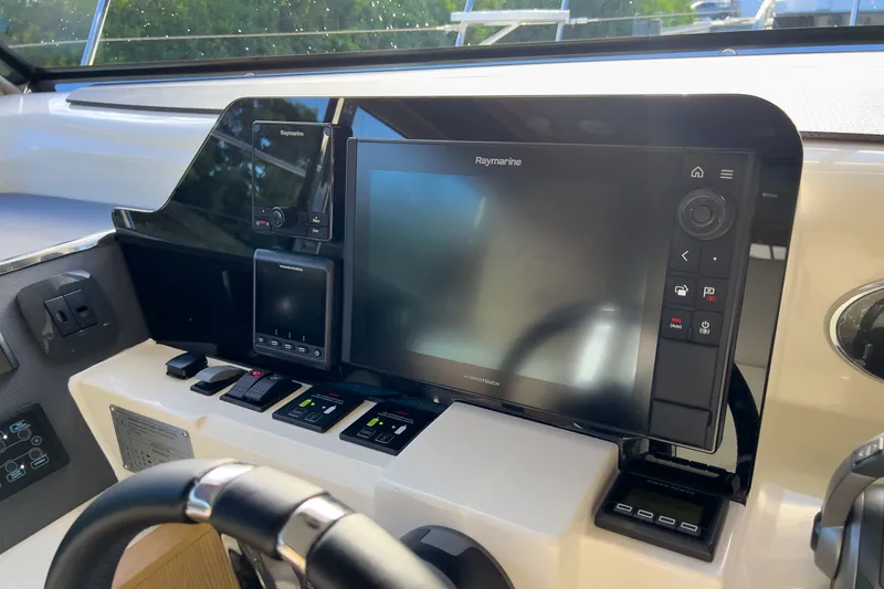 Slide: The Image of Aquila 42 YACHT 2024 - 42