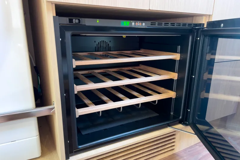 Slide: The Image of Aquila 42 YACHT 2024 - 51