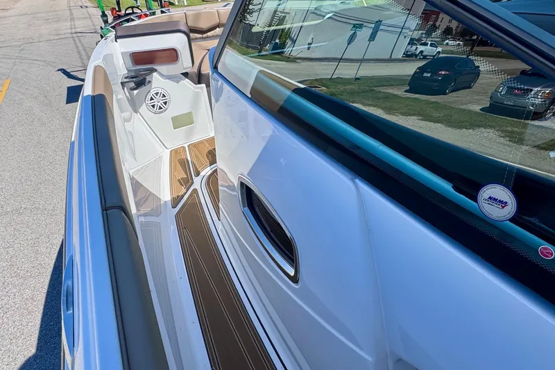 Slide: The Image of 2026 Monterey Elite 27 OB boat interior with sleek design and modern features. - 15