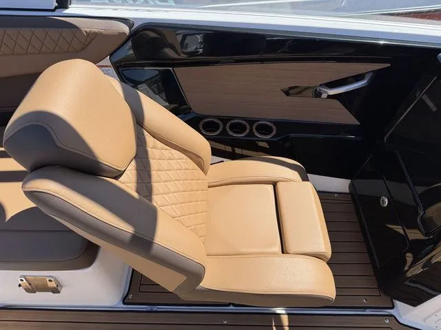 Slide: The Image of Yamaha 222SD 2025 - 12