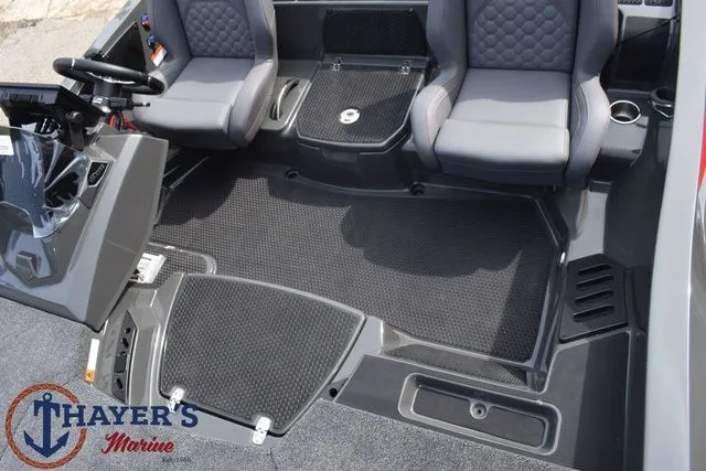 Slide: The Image of Ikon Boats VLX20 2026 - 18