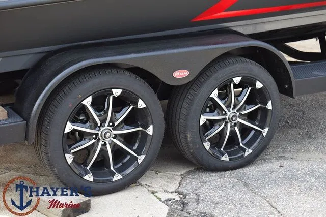 Slide: The Image of Ikon Boats VLX20 2026 - 4