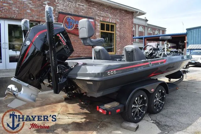 Slide: The Image of Ikon Boats VLX20 2026 - 5