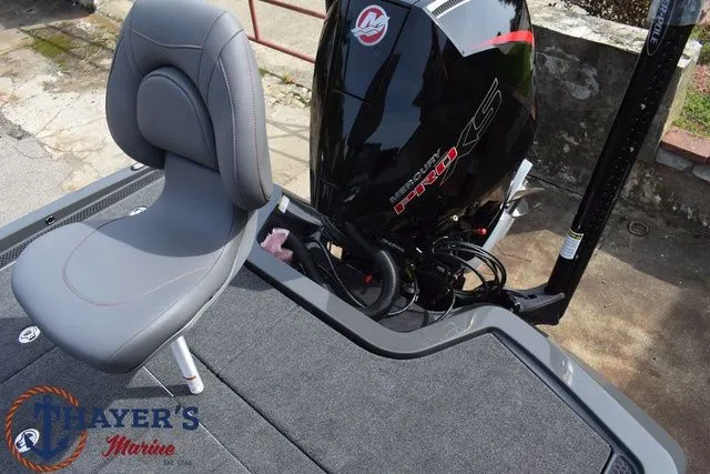 Slide: The Image of Ikon Boats VLX20 2026 - 8