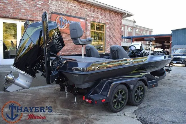 Slide: The Image of Ikon Boats VLE20 2026 - 6