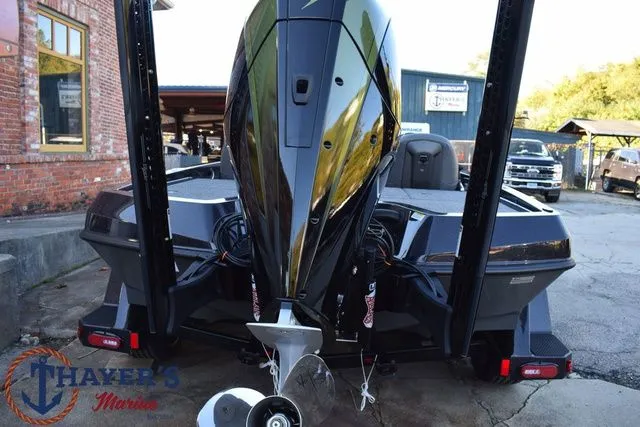 Slide: The Image of Ikon Boats VLE20 2026 - 7