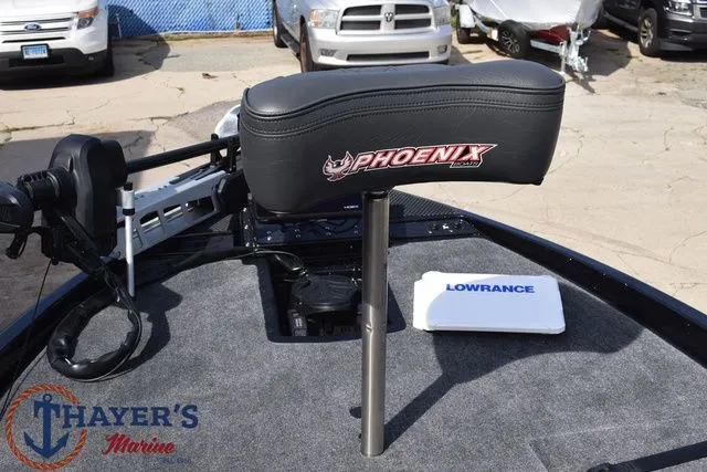 Slide: The Image of Phoenix Bass Boats 921 Elite X 2026 - 17