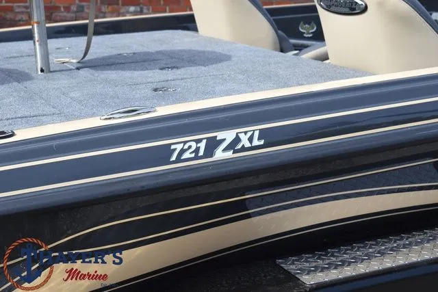 Slide: The Image of Phoenix Bass Boats 721 ZXL 2026 - 14