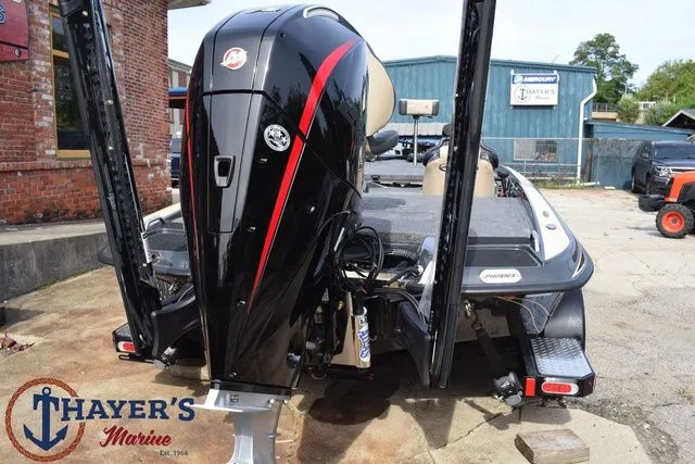 Slide: The Image of Phoenix Bass Boats 721 ZXL 2026 - 19