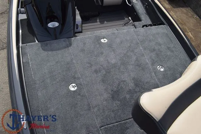 Slide: The Image of Phoenix Bass Boats 721 ZXL 2026 - 29