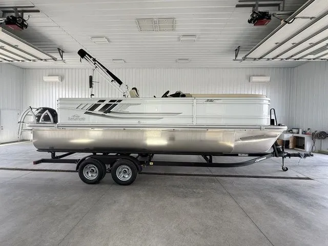 Slide: The Image of SunCatcher Select 22C 2026 - 4