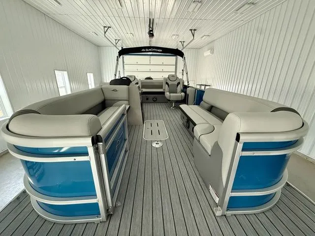 Slide: The Image of SunCatcher Select 322SL 2026 - 10